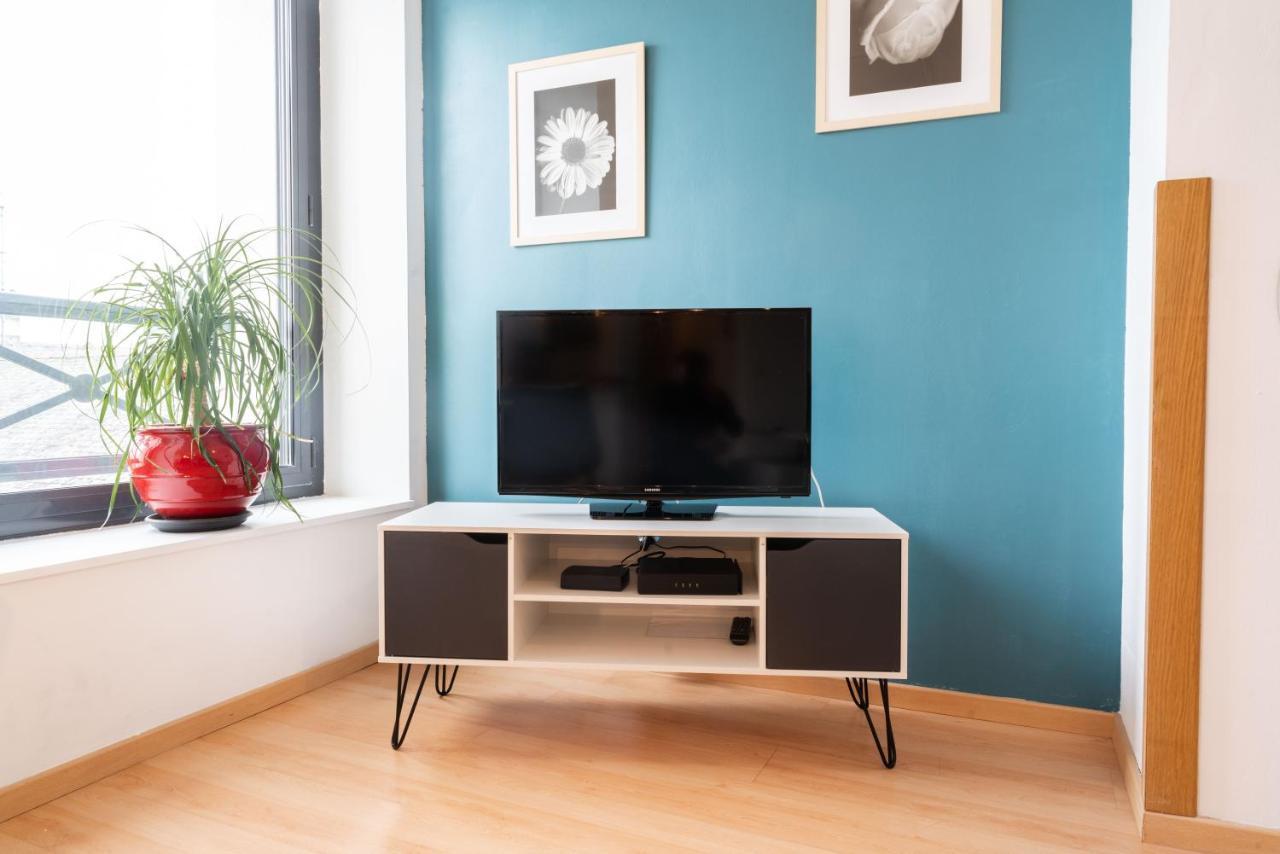 Appartement Rien Que Pour Vous Proche Centre Ville Laval  Exterior foto
